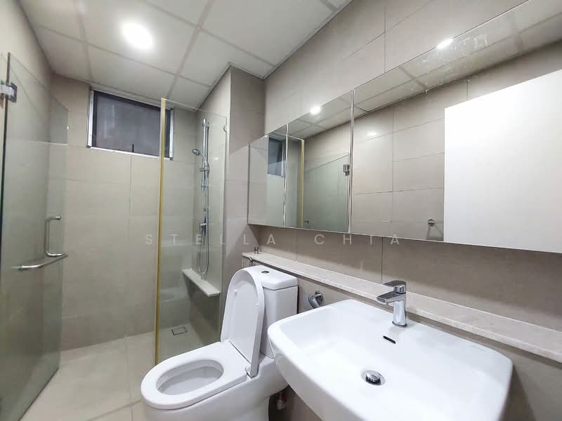 Condominium for Rent at The WaterEdge (Pinggiran Air) - Stella Chia - Bathroom - PropertyGuru.com.my