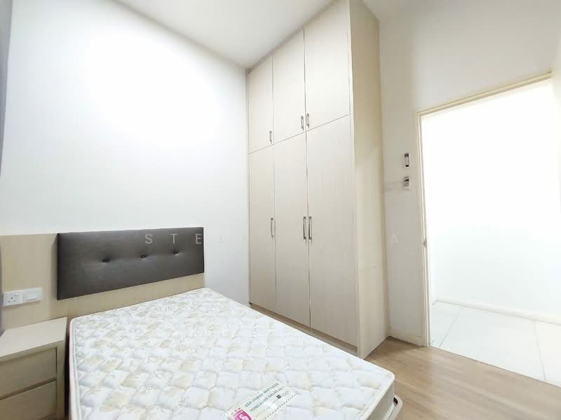 Condominium for Rent at The WaterEdge (Pinggiran Air) - Stella Chia - Bedroom - PropertyGuru.com.my