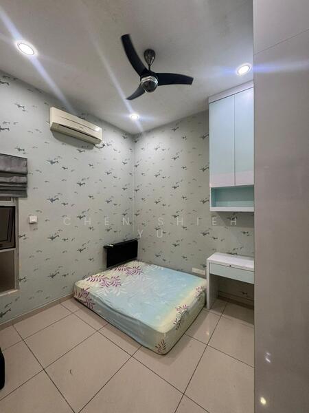 2-storey Terraced House for Sale in Bandar Seri Alam (Masai) - Chen Shieh Yu - Bedroom - PropertyGuru.com.my