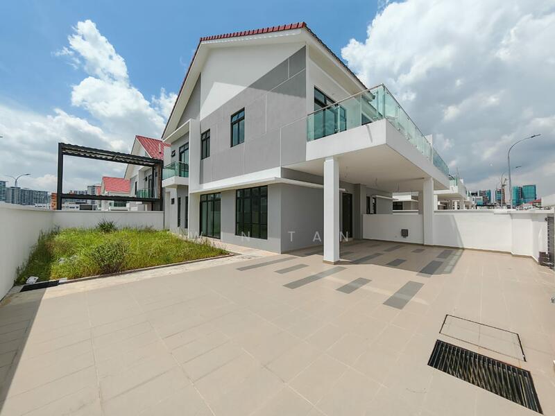 Cluster House for Sale in Kulai (Johor) - Win Tan - Exterior - PropertyGuru.com.my