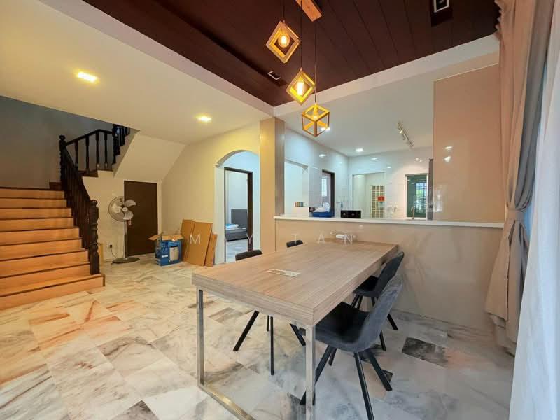 Semi-Detached House for Sale in Taman Delima (Kluang) - May Tan - Dining Room - PropertyGuru.com.my