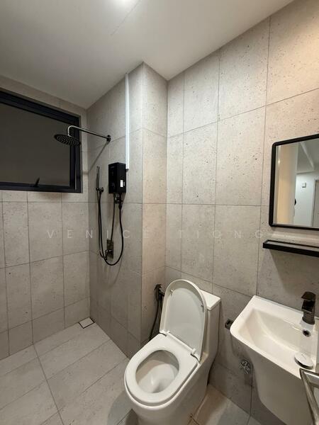 Condominium for Rent at EdgeWood Residences @ SkySanctuary - Venice Tiong - Bathroom - PropertyGuru.com.my