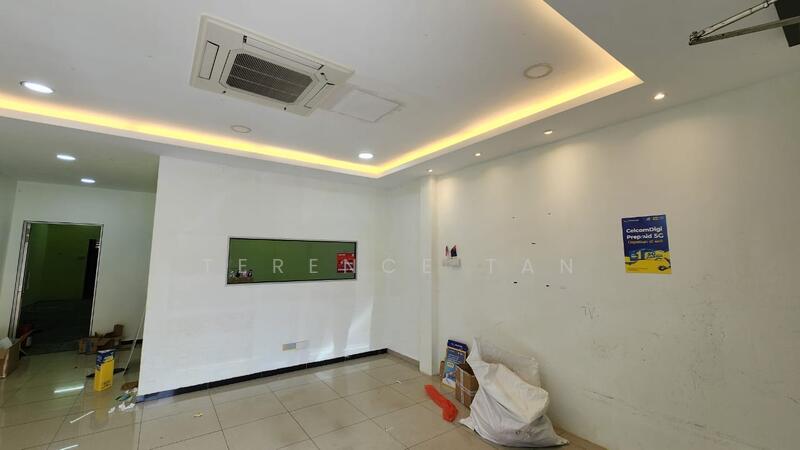 Shop for Rent in Ulu Tiram (Johor) - Terence Tan - Interior - PropertyGuru.com.my