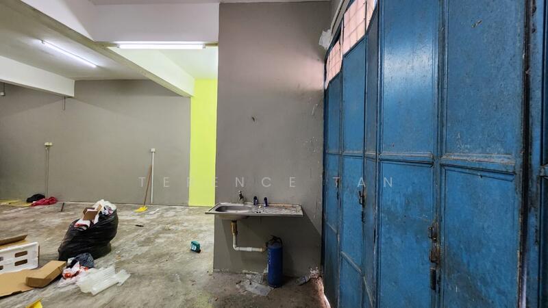 Shop for Rent in Ulu Tiram (Johor) - Terence Tan - Interior - PropertyGuru.com.my