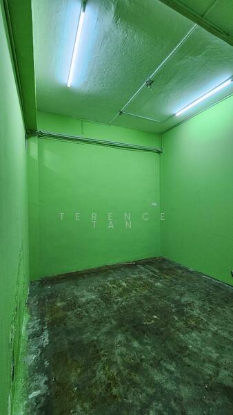 Shop for Rent in Ulu Tiram (Johor) - Terence Tan - Interior - PropertyGuru.com.my