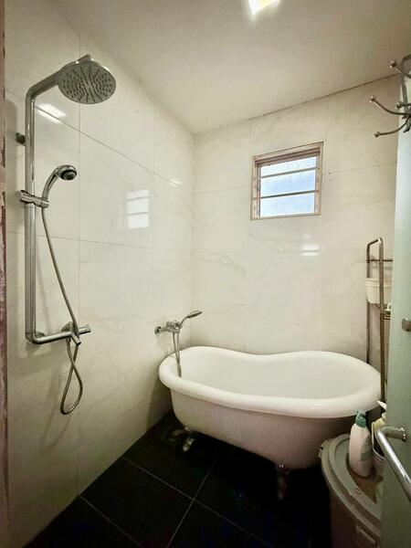 Seksyen 4 Kota Damansara untuk Untuk Dijual - RM 800,000, Mac 2026 - Bathroom - PropertyGuru.com.my