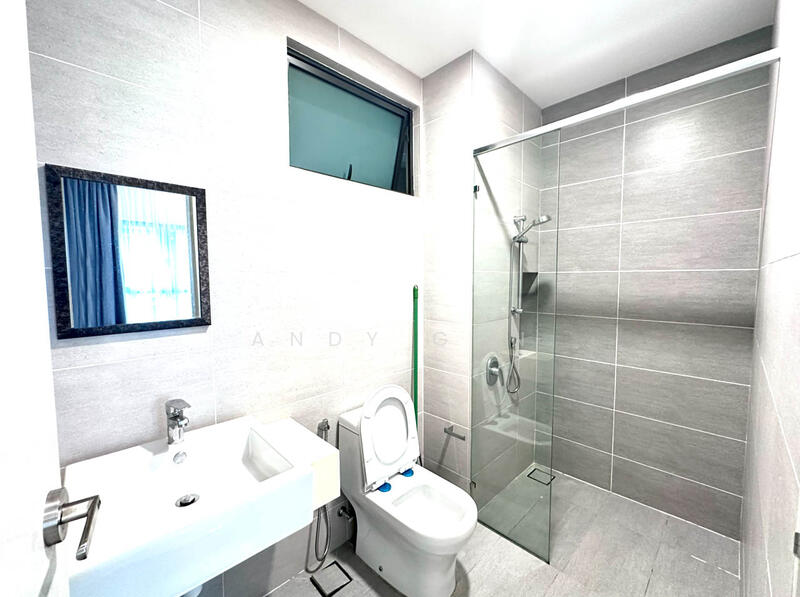 Service Residence for Sale at Citizen 2 - Andy Gan - Bathroom - PropertyGuru.com.my