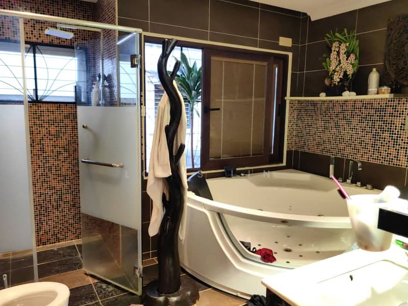 Rumah Teres 3 Tingkat untuk Dijual di Taman Bukit Prima (Cheras) - Louis Lin - PropertyGuru.com.my