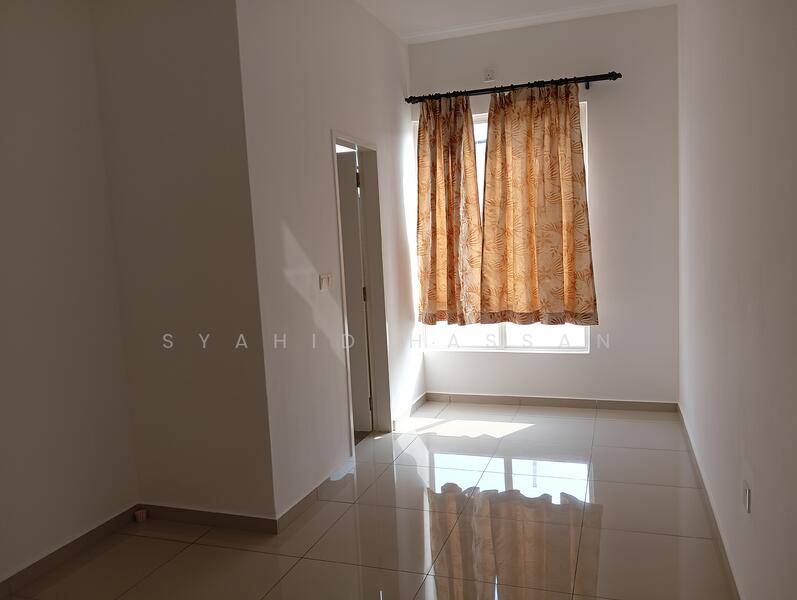 Untuk Disewa - Celyn @ Bayu Sutera