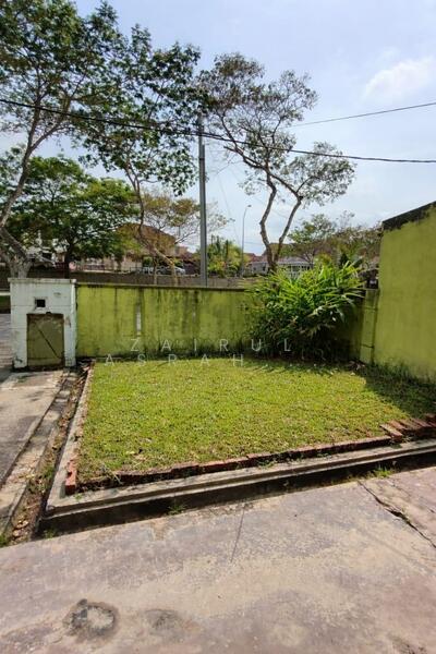 Semi-Detached House for Sale in Seremban 2 (Negeri Sembilan) - Zairul Asrah Zulkefli - Exterior - PropertyGuru.com.my