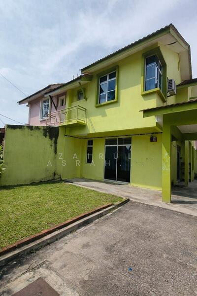 Semi-Detached House for Sale in Seremban 2 (Negeri Sembilan) - Zairul Asrah Zulkefli - Exterior - PropertyGuru.com.my