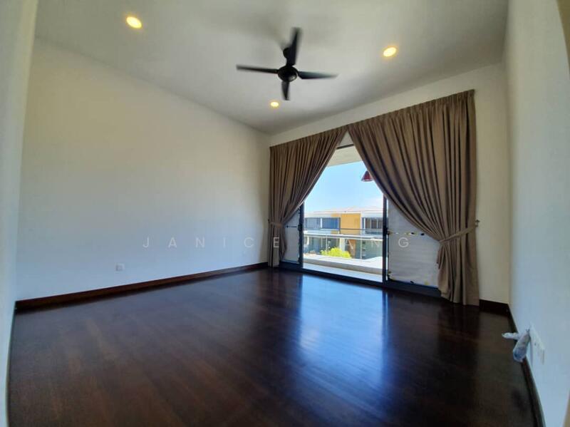 Semi-Detached House for Sale in Setia Alam (Selangor) - Janice Tang - Living Room - PropertyGuru.com.my