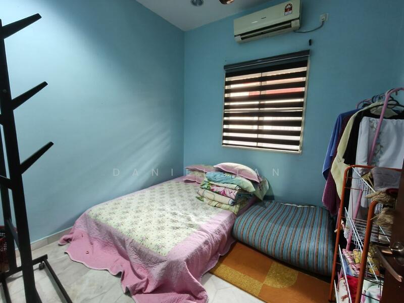 1-storey Terraced House for Sale in Bukit Raja (Selangor) - Daniel Tan - Bedroom - PropertyGuru.com.my