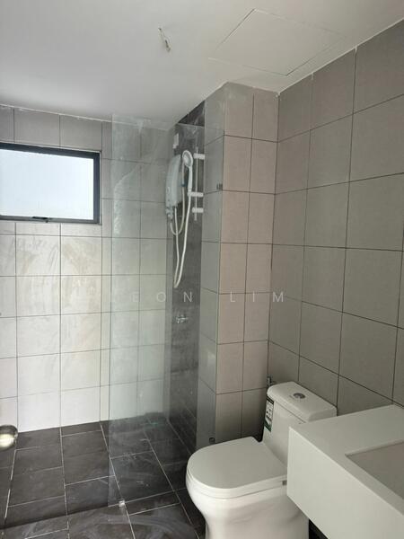 Service Residence for Sale at E'Island Lake Haven - Leon Lim - Bathroom - PropertyGuru.com.my
