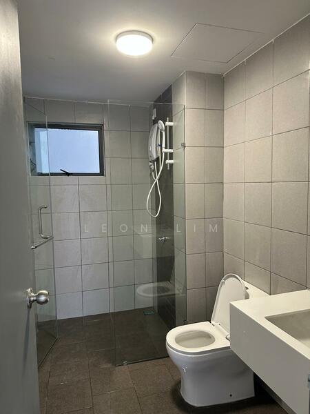 Service Residence for Sale at E'Island Lake Haven - Leon Lim - Bathroom - PropertyGuru.com.my