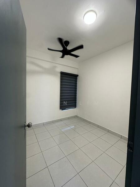 Service Residence for Sale at E'Island Lake Haven - Leon Lim - Interior - PropertyGuru.com.my
