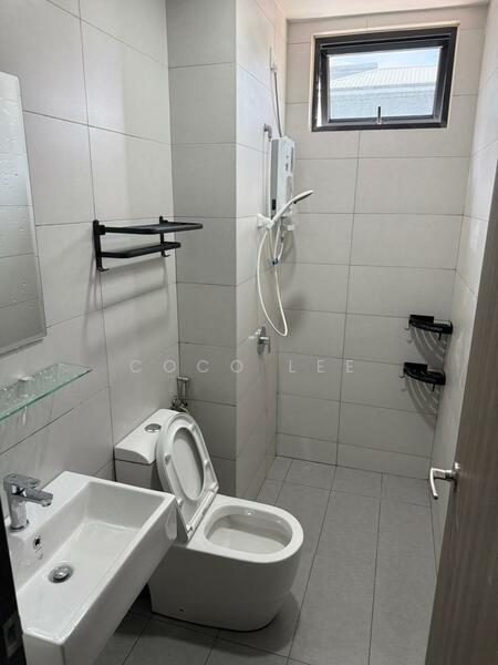Service Residence for Sale at Meldrum Heights (Residensi Meldrum) - Coco Lee - Bathroom - PropertyGuru.com.my