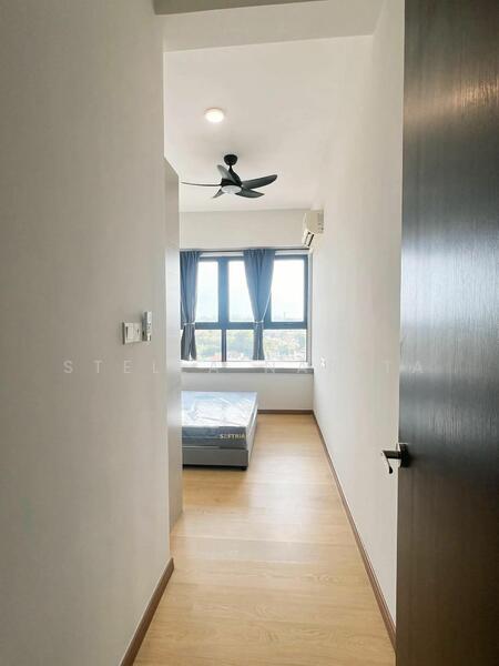 Condominium for Rent at Bay Point @ Country Garden Danga Bay - Stella Narita - Bedroom - PropertyGuru.com.my