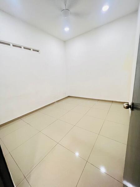 Taman Kulai Utama terrace house untuk Untuk Dijual - RM 490,000, Feb 2026 - Interior - PropertyGuru.com.my