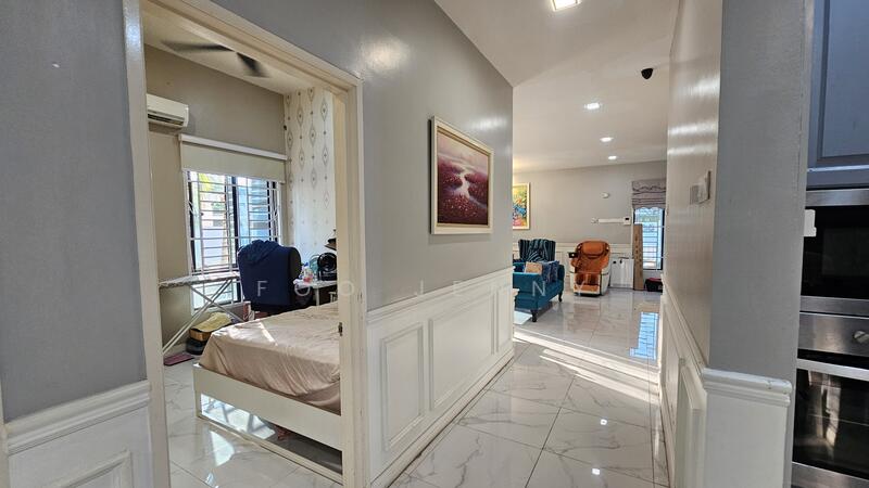 Semi-Detached House for Sale in Seksyen U9 (Shah Alam) - Foo Jenny - Corridor - PropertyGuru.com.my