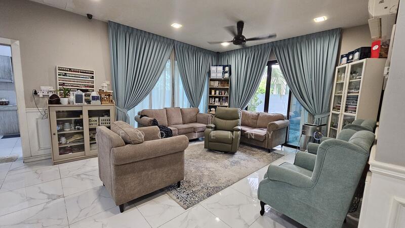 Semi-Detached House for Sale in Seksyen U9 (Shah Alam) - Foo Jenny - Living Room - PropertyGuru.com.my