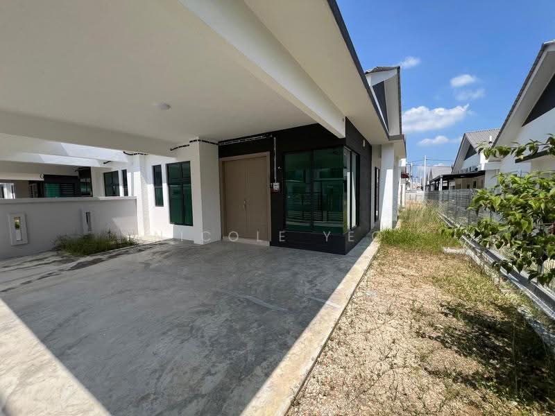 Semi-Detached House for Rent in Melaka City (Melaka) - Nicole Yeo - Exterior - PropertyGuru.com.my