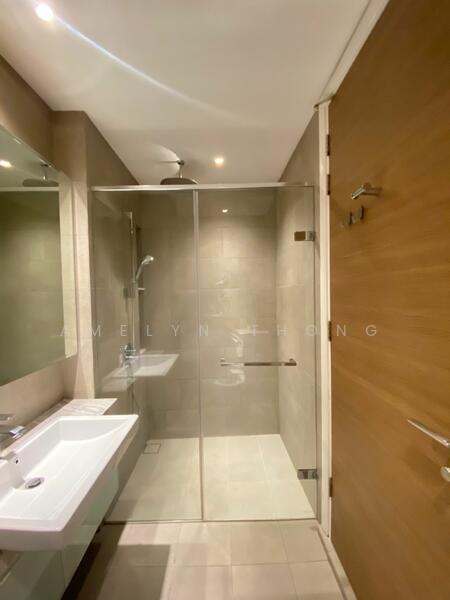 Service Residence for Sale at Aria - Amelyn Thong - Bathroom - PropertyGuru.com.my