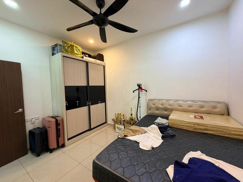 Service Residence for Sale at D'Secret Garden (Pangsapuri Kempas Indah) - Catherine Lee - Bedroom - PropertyGuru.com.my