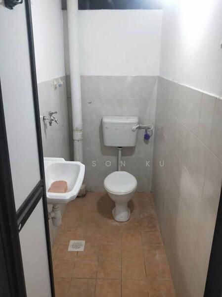 Taman Mount Austin untuk Untuk Dijual - RM 220,000, Feb 2026 - Bathroom - PropertyGuru.com.my