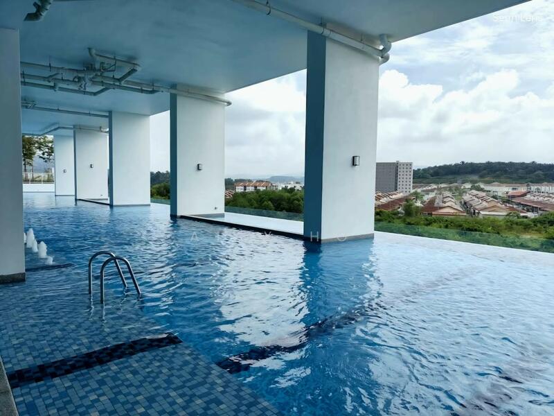 Condominium for Sale at The Sky @ Tripark - Alex Ho - Pool - PropertyGuru.com.my