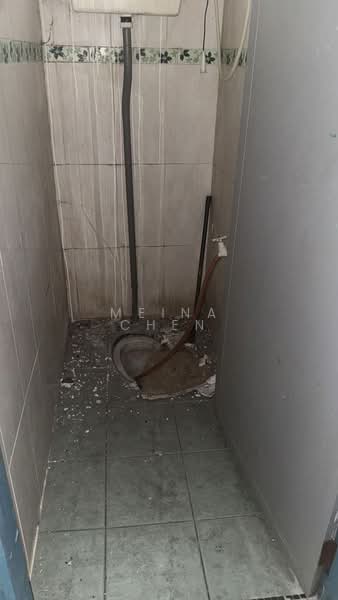 Double storey shop lot@for rent kulai jalan Pinang untuk Untuk Disewa - RM 1,800 /bulan, Mac 2026 - Bathroom - PropertyGuru.com.my