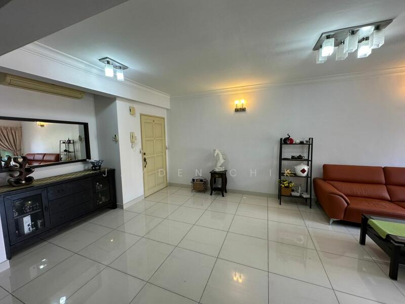 Condominium for Sale at Sri Jati II - Jayden Chik - Living Room - PropertyGuru.com.my