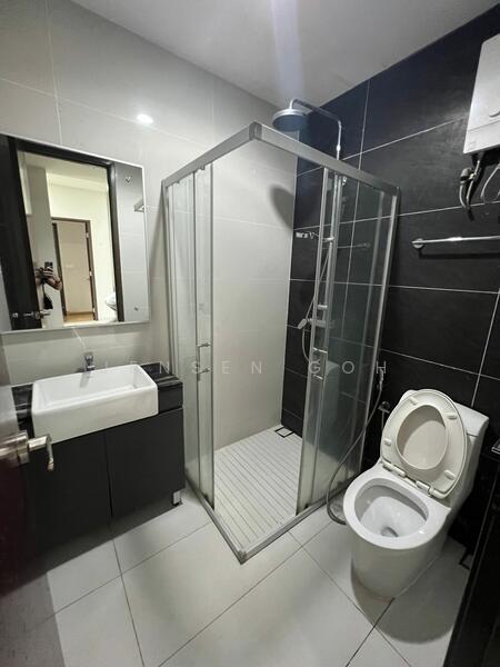 Condominium for Rent at Amberside @ Country Garden Danga Bay - Jensen Goh - Bathroom - PropertyGuru.com.my