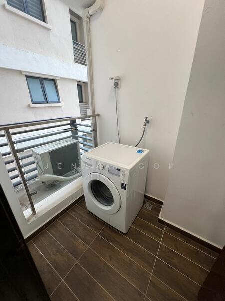 Condominium for Rent at Amberside @ Country Garden Danga Bay - Jensen Goh - Balcony - PropertyGuru.com.my