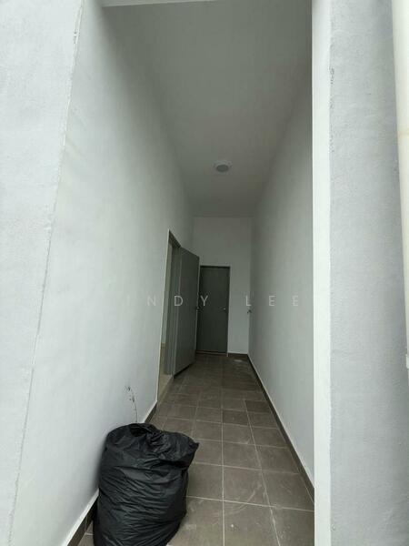 Link Bungalow for Sale in Johor Bahru (Johor) - Mindy Lee - Corridor - PropertyGuru.com.my