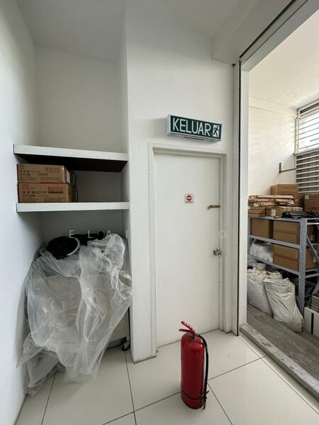 Shop / Office for Rent in Jelutong (Penang) - Elaine Ooi - Entrance - PropertyGuru.com.my