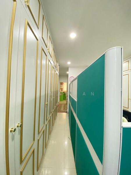 Shop / Office for Sale in Seksyen 5 Wangsa Maju (Wangsa Maju) - Jonathan Yeoh - Corridor - PropertyGuru.com.my