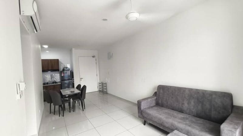 Kediaman Servis untuk Disewa di Kenwingston Platz - Brandon . - Living Room - PropertyGuru.com.my