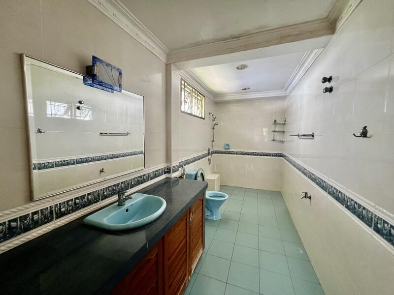 Taman Seputeh untuk Untuk Dijual - RM 5,000,000, Feb 2026 - Bathroom - PropertyGuru.com.my