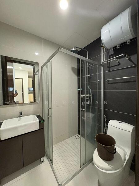 Condominium for Sale at Amberside @ Country Garden Danga Bay - Sandra Tan - Bathroom - PropertyGuru.com.my