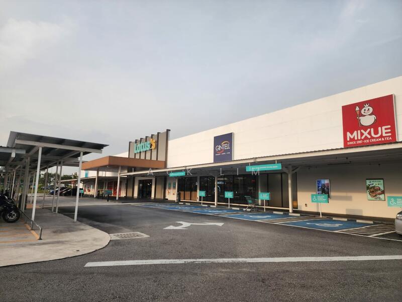 Semi-Detached House for Sale in Telok Panglima Garang (Selangor) - Jack Lim - Exterior - PropertyGuru.com.my