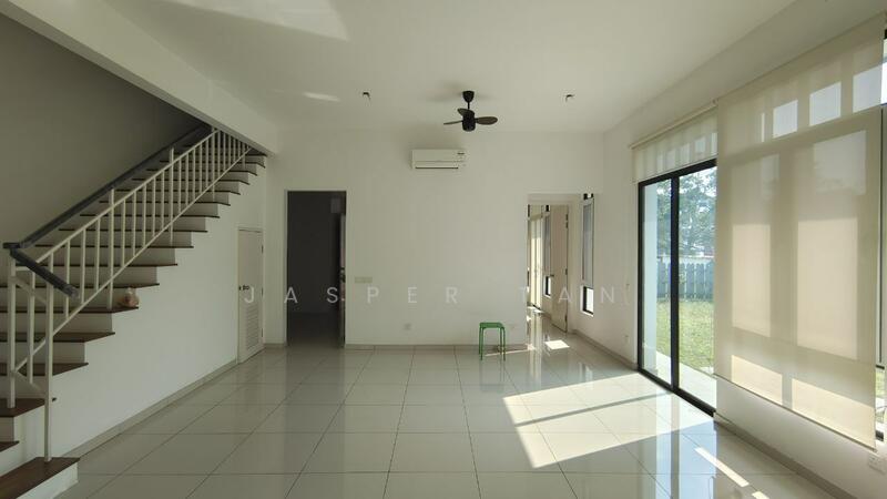 Rumah Kluster untuk Disewa di Semenyih (Selangor) - Jasper Tan - Living Room - PropertyGuru.com.my