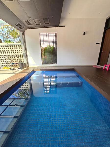 Rumah Teres 3-Tingkat untuk Dijual di Shah Alam (Selangor) - Zahayati Jamaludin - Pool - PropertyGuru.com.my