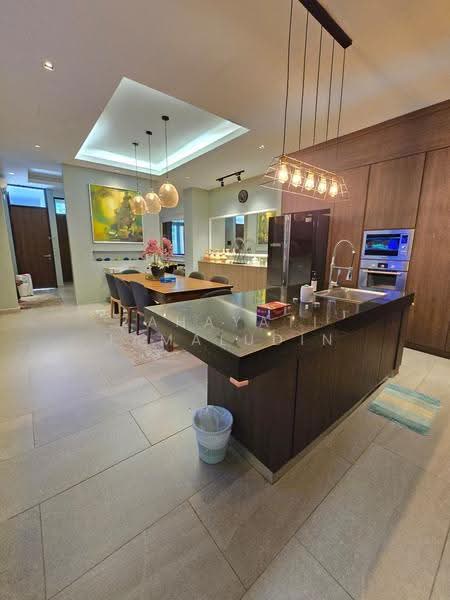 Rumah Teres 3-Tingkat untuk Dijual di Shah Alam (Selangor) - Zahayati Jamaludin - Kitchen - PropertyGuru.com.my