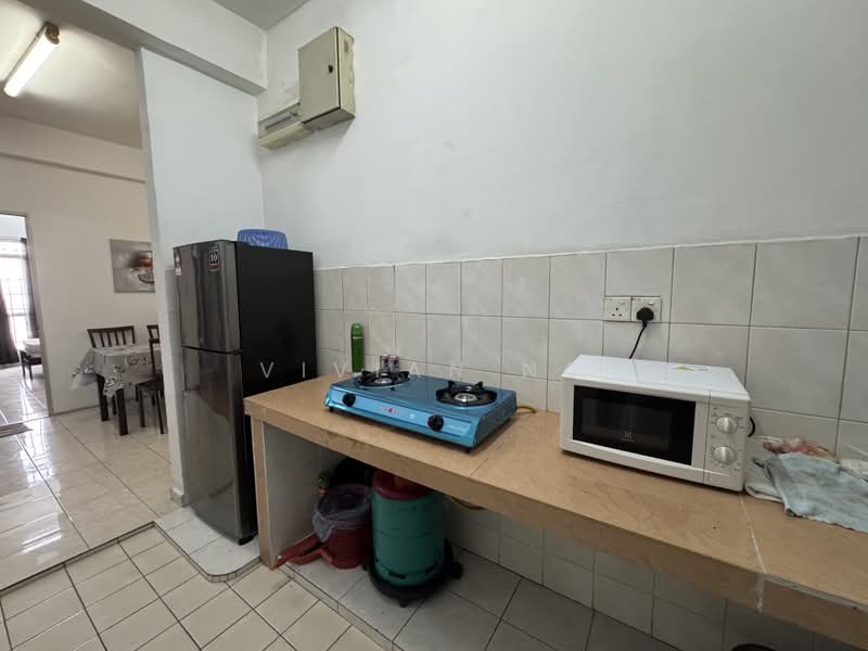 Servis Apartment untuk Disewa di Millennium Place @ Millennium Square - Vivian Ng - Kitchen - PropertyGuru.com.my