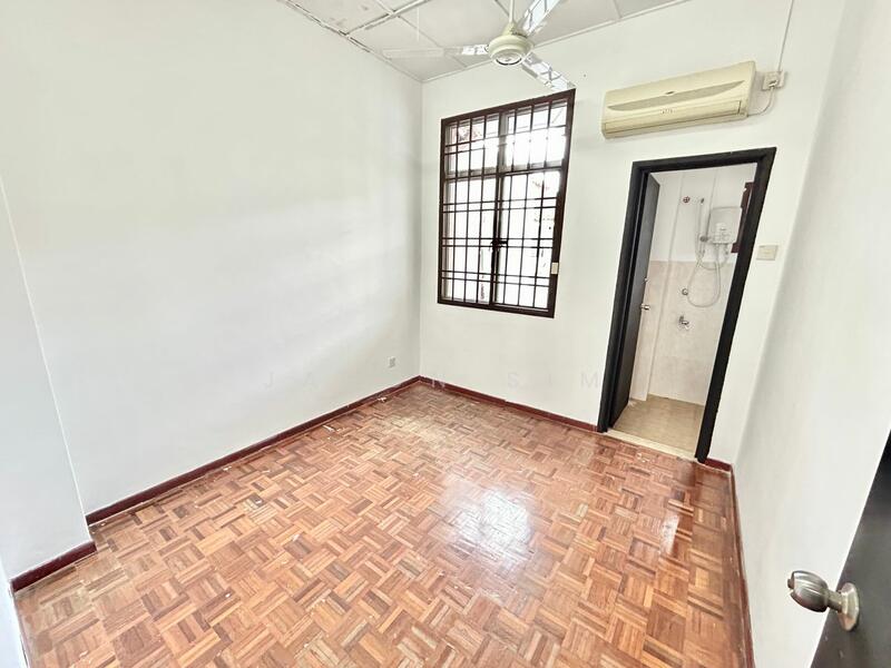 2-storey Terraced House for Sale in Taman Setia Indah (Tebrau) - Jason Sim - Bathroom - PropertyGuru.com.my