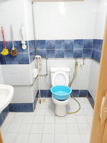 Apartment for Rent at Desa Universiti - Yuan Ping - Bathroom - PropertyGuru.com.my