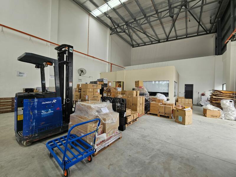 Cluster Factory for Sale in Taman Perniagaan Setia (Johor Bahru) - Cheryl Tey - Interior - PropertyGuru.com.my