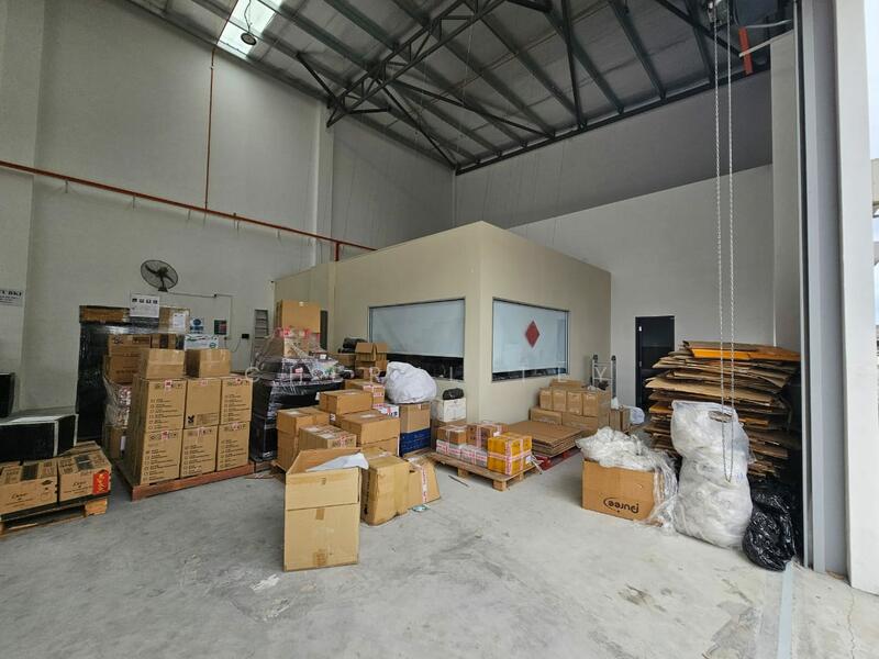 Cluster Factory for Sale in Taman Perniagaan Setia (Johor Bahru) - Cheryl Tey - Interior - PropertyGuru.com.my