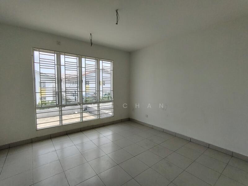2-storey Terraced House for Sale in Bandar Rinching Seksyen 6 (Semenyih) - May Chan - Interior - PropertyGuru.com.my